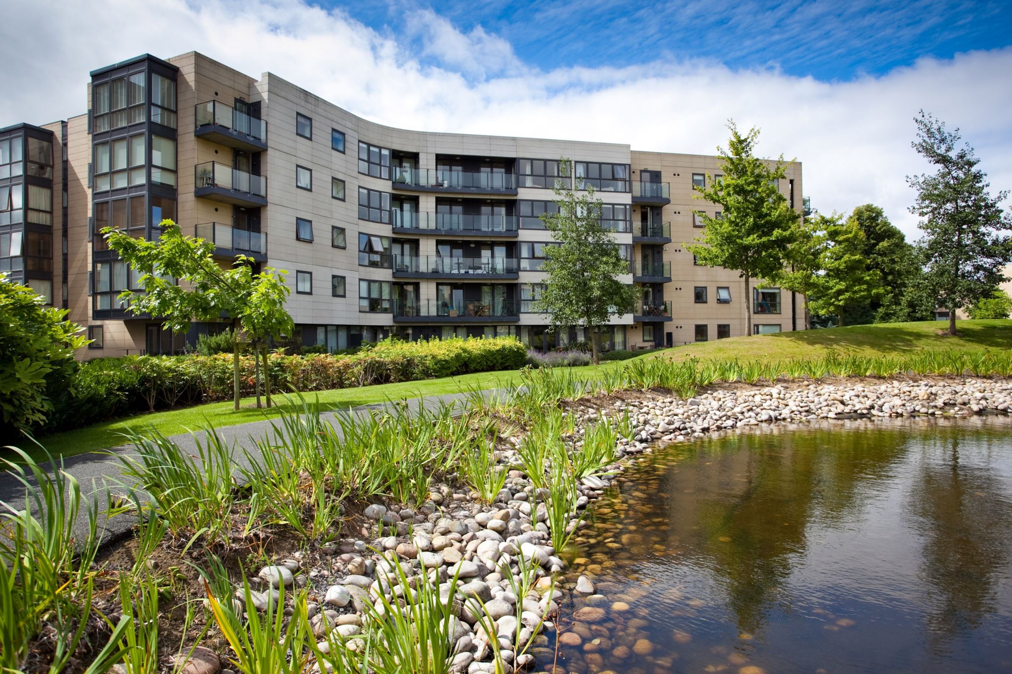 9 Ramleh Hall, Mount Saint Annes, Milltown, Dublin 6.