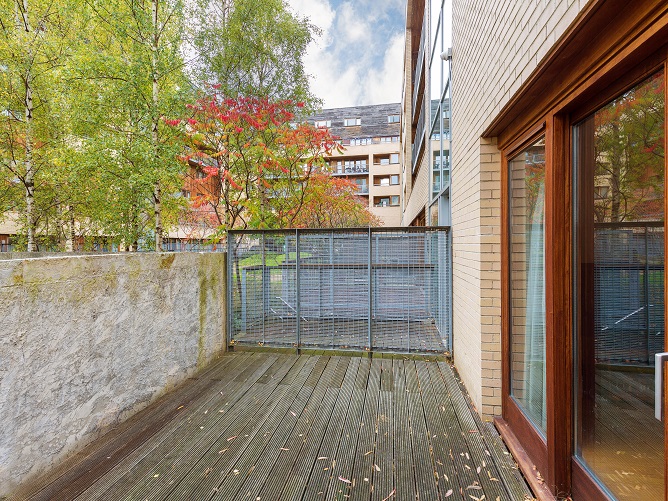 1 Clarion Quay, Block 8 Terrace Owen Reilly