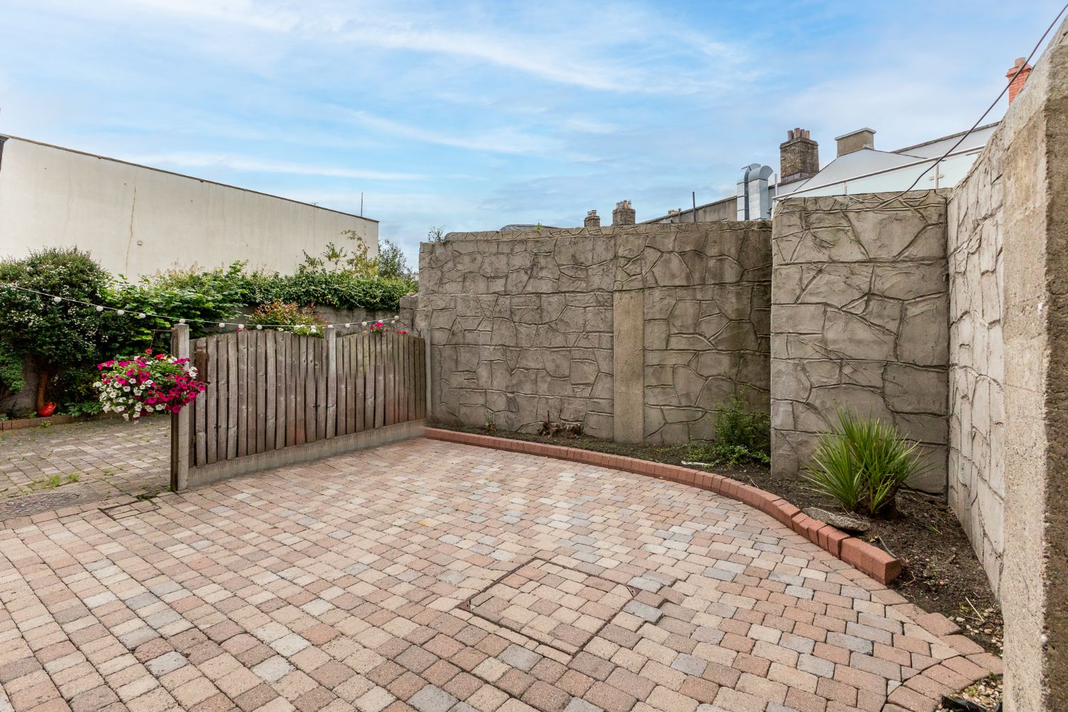 4 Castlewood Place, Rathmines, Dublin 6, D06 W5T7. Owen Reilly