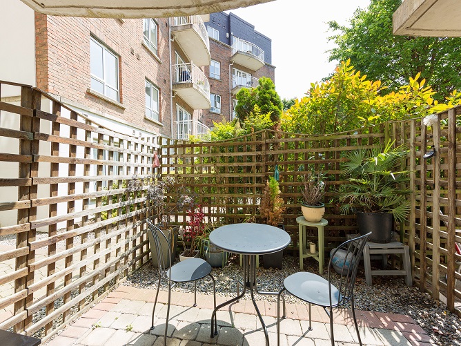 116 Harcourt Green sun terrace