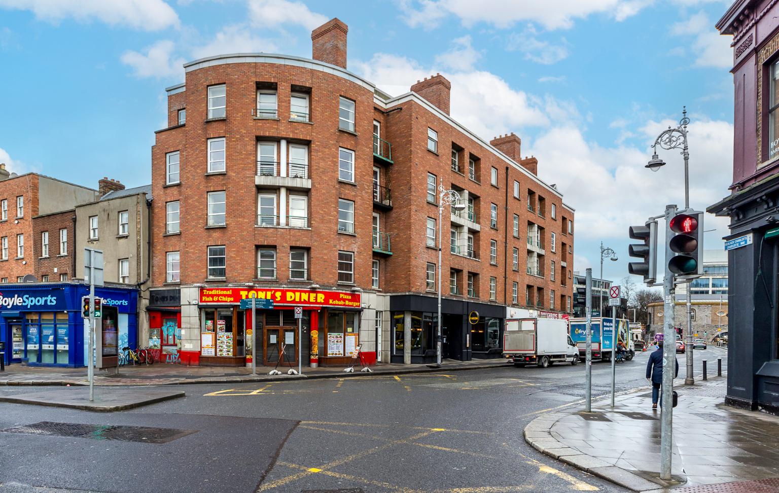 25 Harcourt Hall, Charlotte Way, Dublin 2, D02 YX58. Owen Reilly