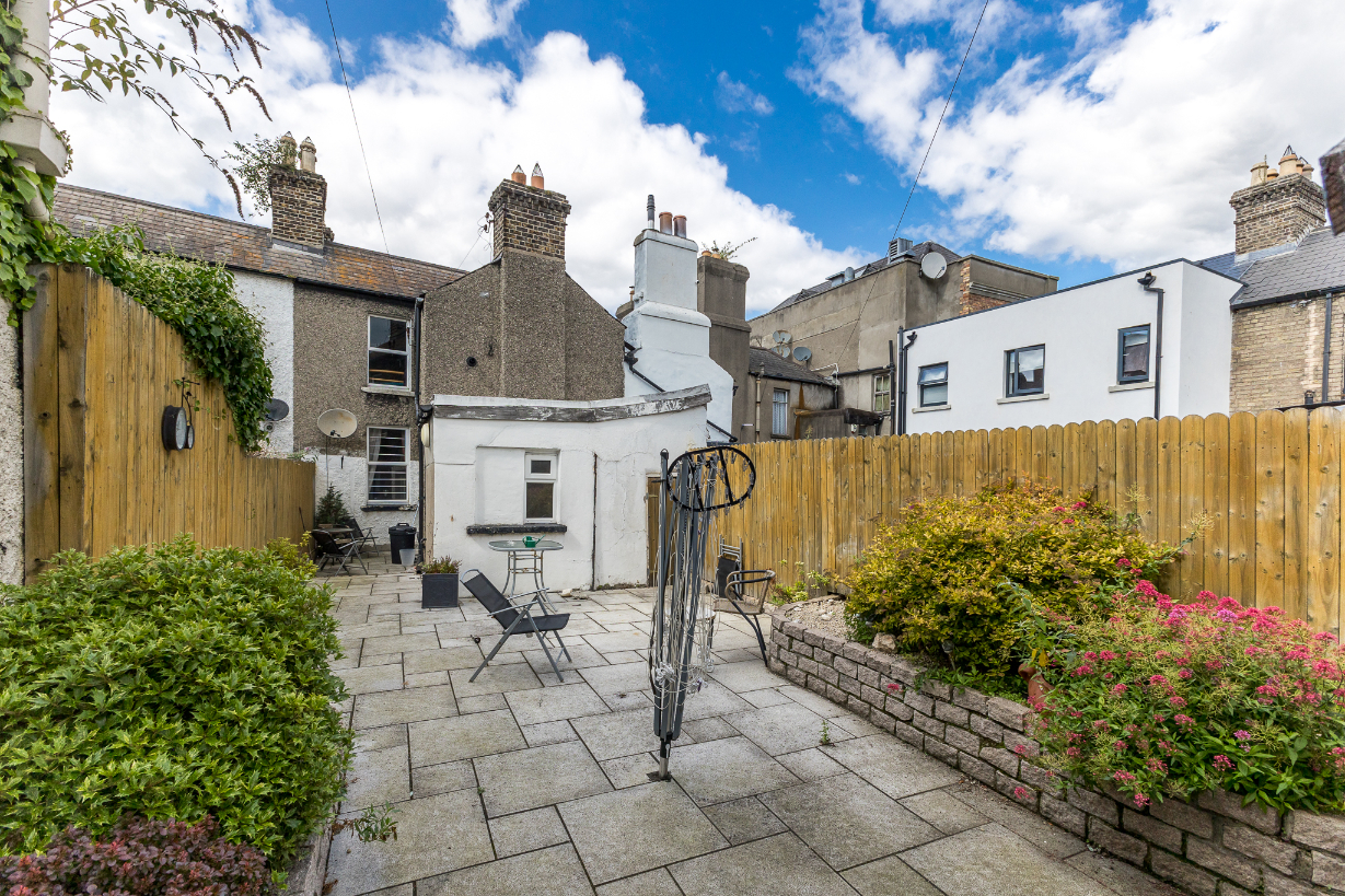 4 Albert Place East, Grand Canal Street Lower, Dublin 2, D02 PP74. Owen Reilly