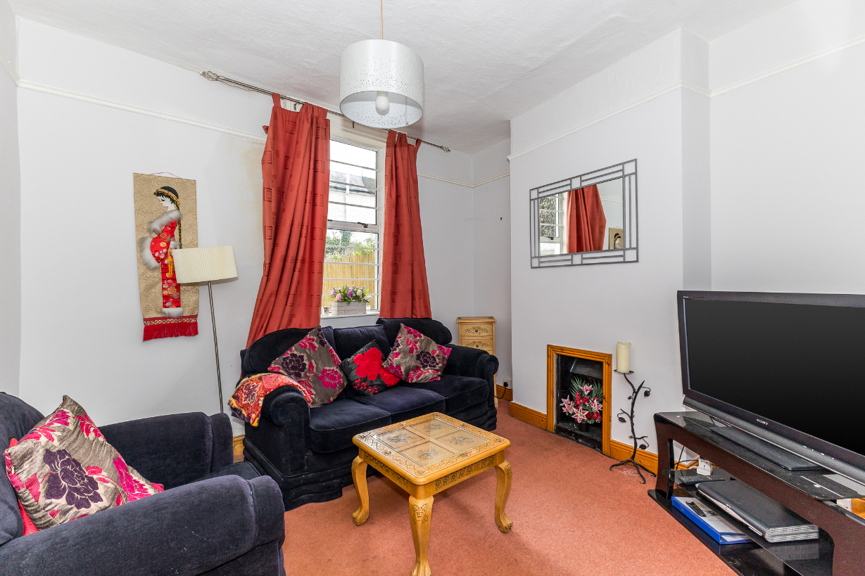 4 Albert Place East, Grand Canal Street Lower, Dublin 2, D02 PP74. Owen Reilly