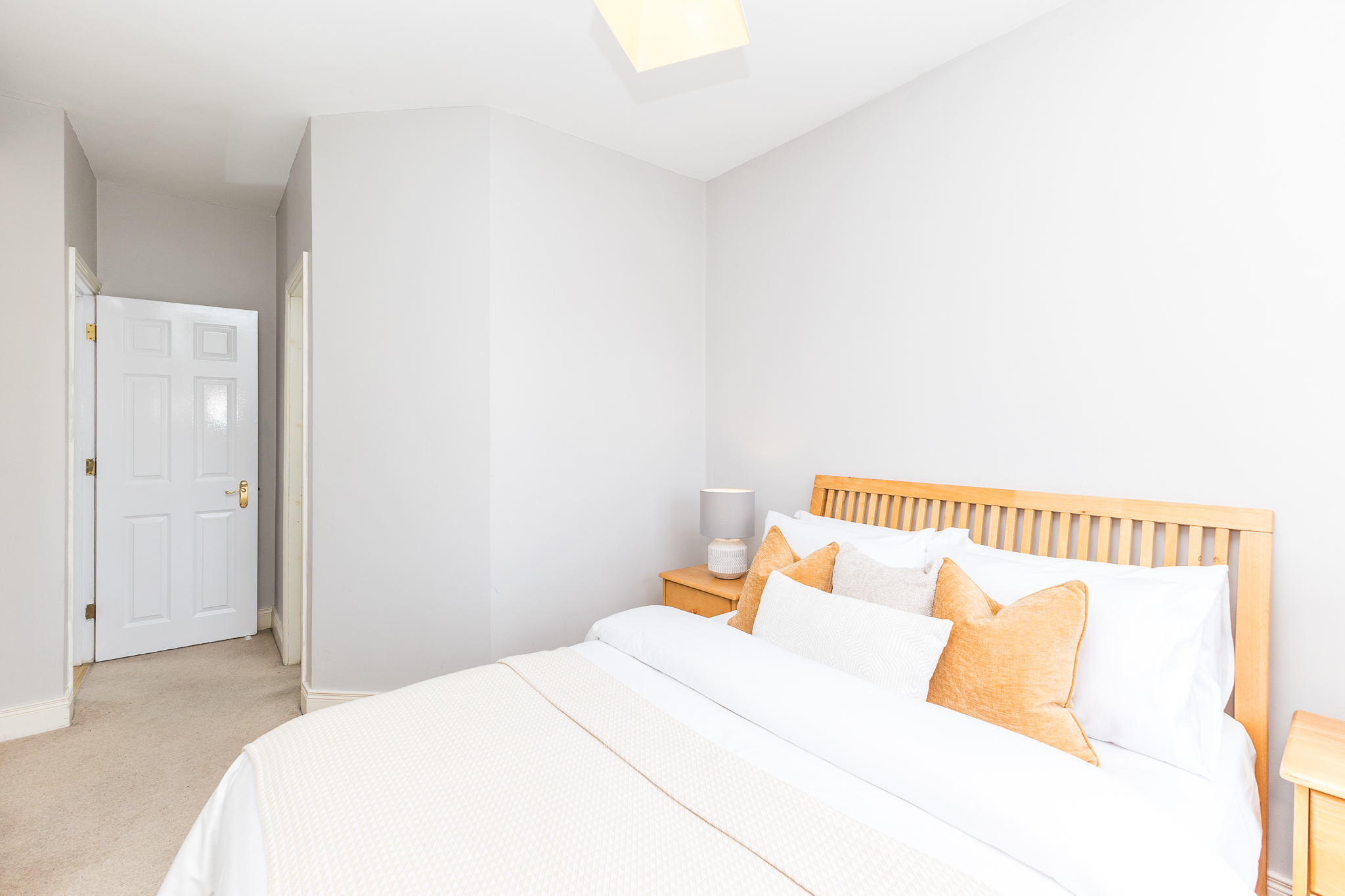 182 The Berkeley, Pembroke Square, Dublin 4, D04 NP89. Owen Reilly